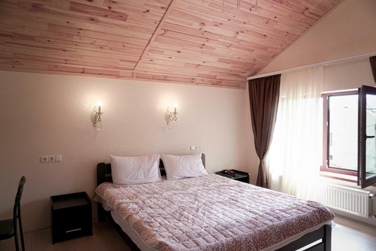 Arkadiya House Hotel Odessa Buitenkant foto